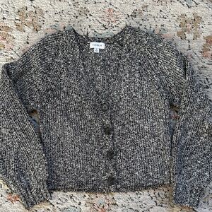 Evereve Women's black and white Button-Up Cardigan